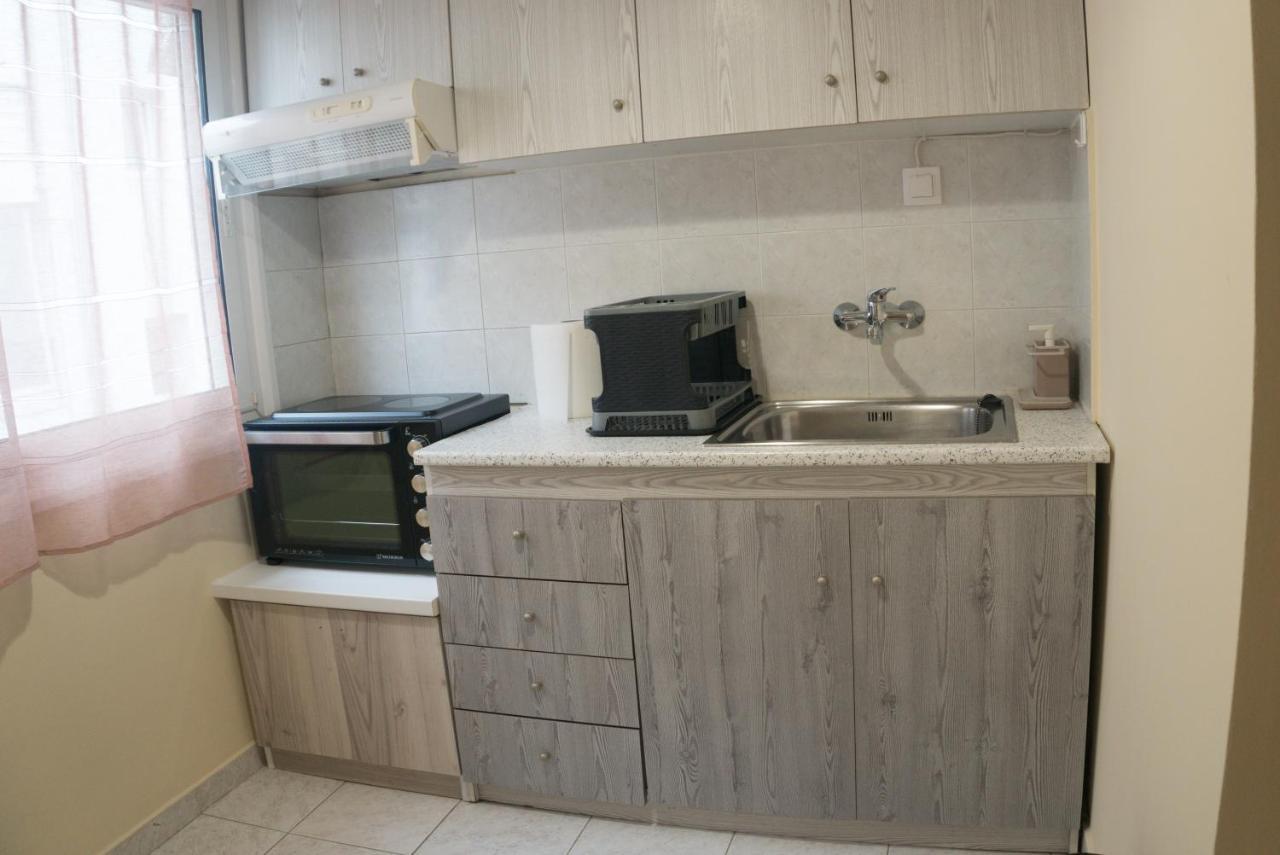 Modern Cozy Apartment In Kalamaria 外观 照片